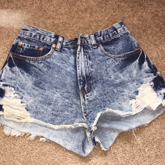 High wasted ripped jean shorts