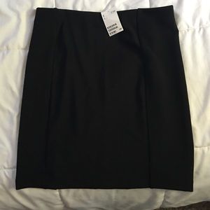 Black stretch skirt