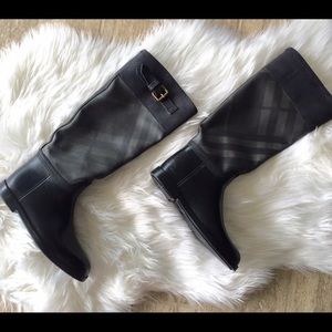 Authentic Burberry rainboots