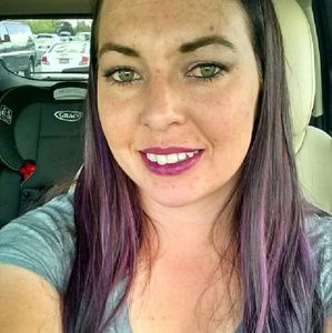 Meet your Posher, Casey