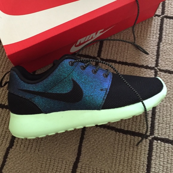 Nike Roshe RARE - Picture 2 of 4