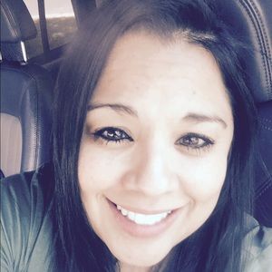 Meet your Posher, Isabel