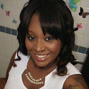 Meet your Posher, Renee