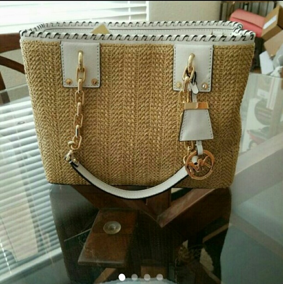 Mk purse SOLD - Picture 1 of 4