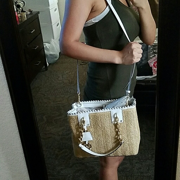 Mk purse SOLD - Picture 4 of 4