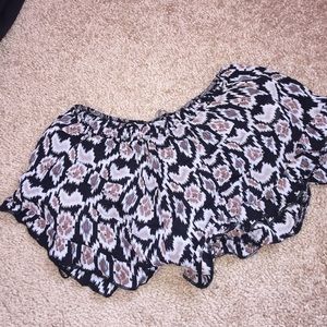 Short flowy brandy Melville shorts