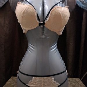 Bra & Panty Set 36B/S Peach Lace & Black