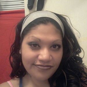 Meet your Posher, Mia