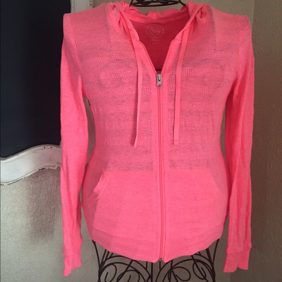 Light weight zip up jacket