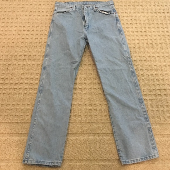 white washed wrangler jeans