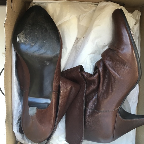 Steve Madden Aplegate booties sz 7.5 hardly worn - Picture 2 of 2