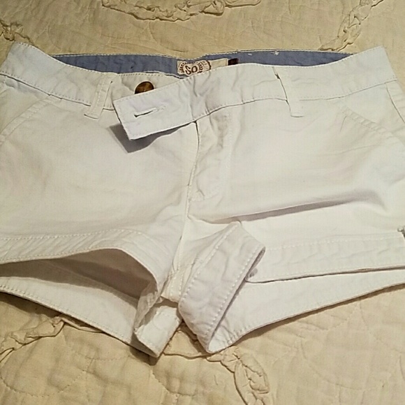 SO size 5 white shorts