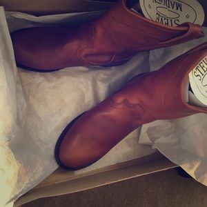 Cognac Leather Steve Madden Lasoo Cowboy boots