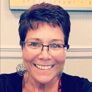 Meet your Posher, Joan