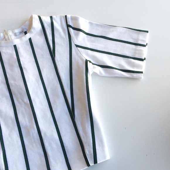 Cropped Stripe Top - Picture 2 of 4