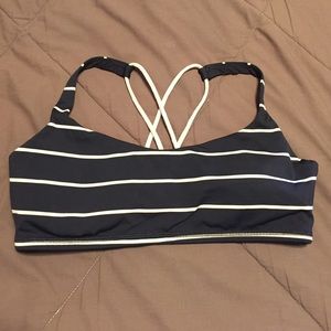 Lululemon sports bra