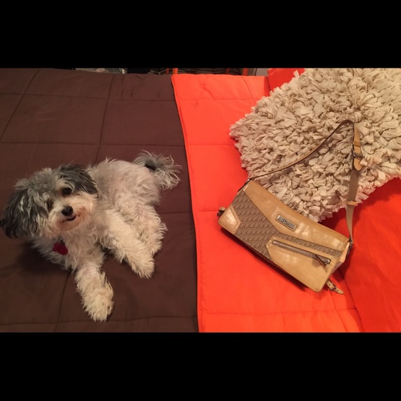 100% Christian Dior Handbag (vintage)