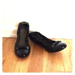 Tahari Black flat shoe