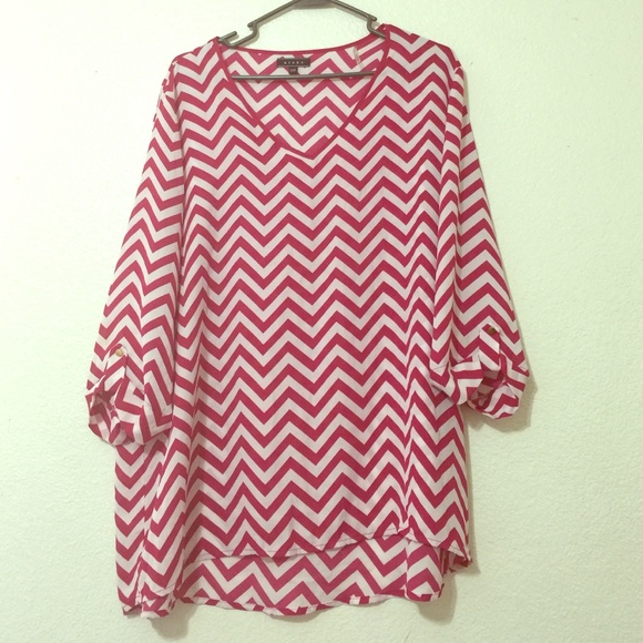 White and fuschia top