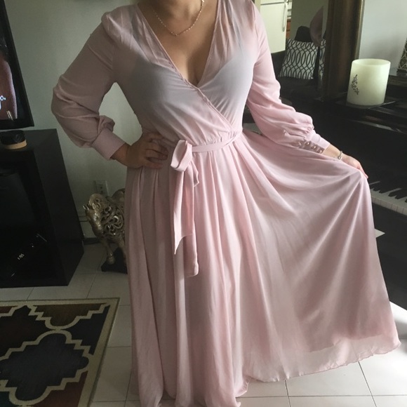 Dresses & Skirts - Beautiful dress