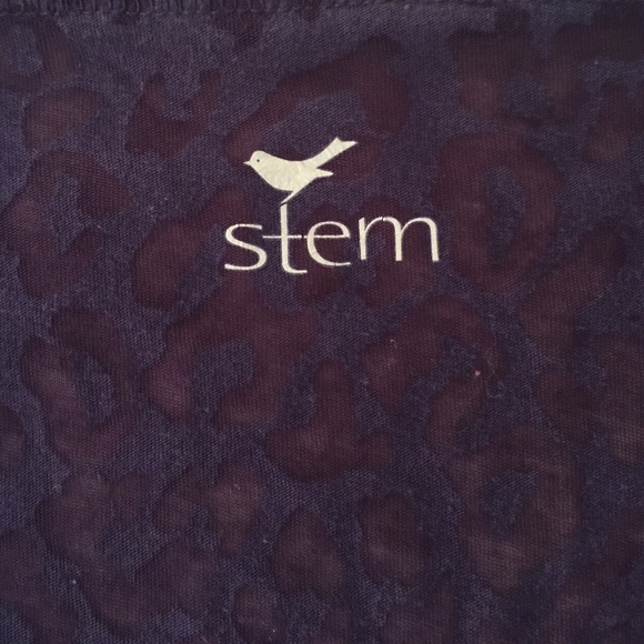 Stem Leopard Tee - Picture 3 of 3