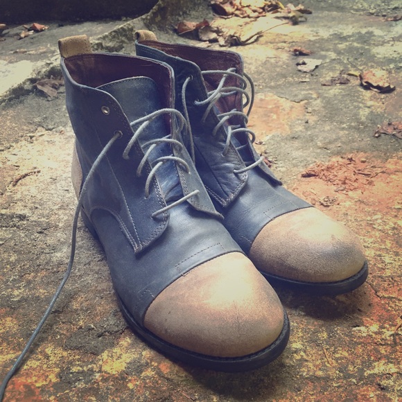 Steve Madden Stressa Lace Up Ankle Boots