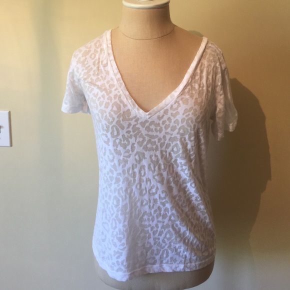 Stem Leopard Tee