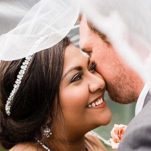 Meet your Posher, Cynthia