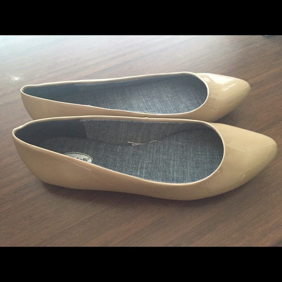 Dr. Scholls Nude Flats