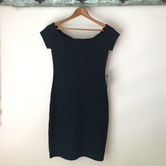 express short sleeve off the shoulder mini dress