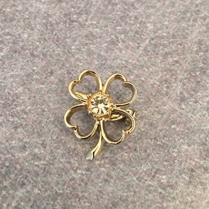 Vintage 4 heart clover brooch