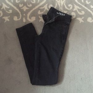 Gap black skinny jeans