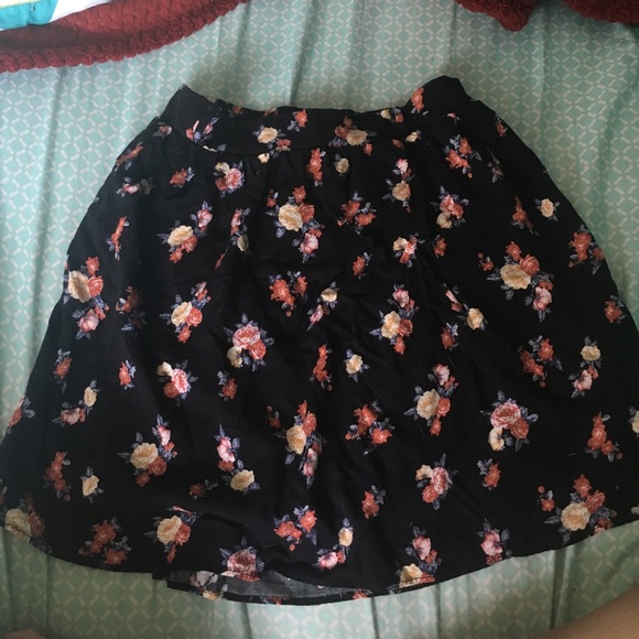 Black floral print skirt