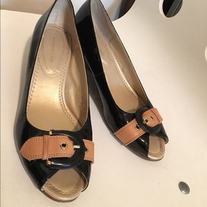 Banana republic patent leather wedges