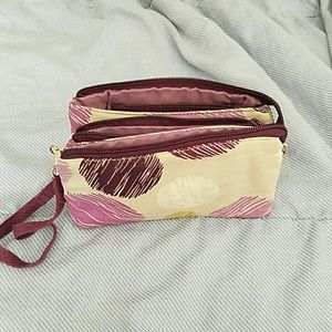 Thirty One Vary You Wristlet