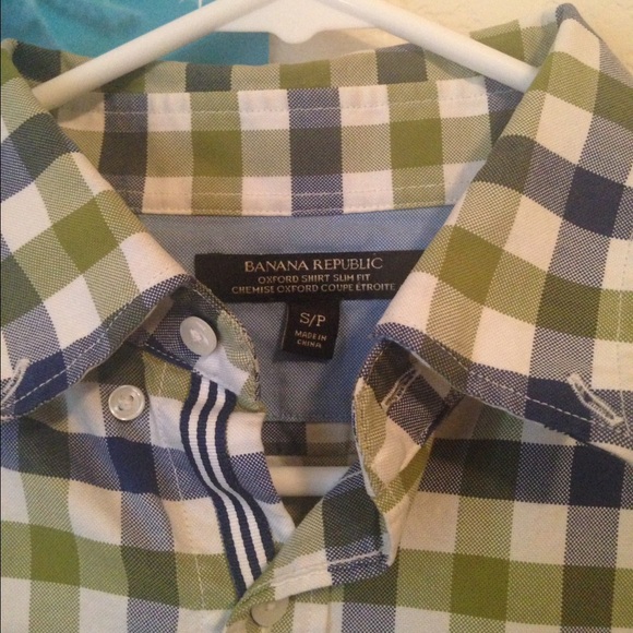 Banana Republic Men's Shirt - Picture 2 of 2