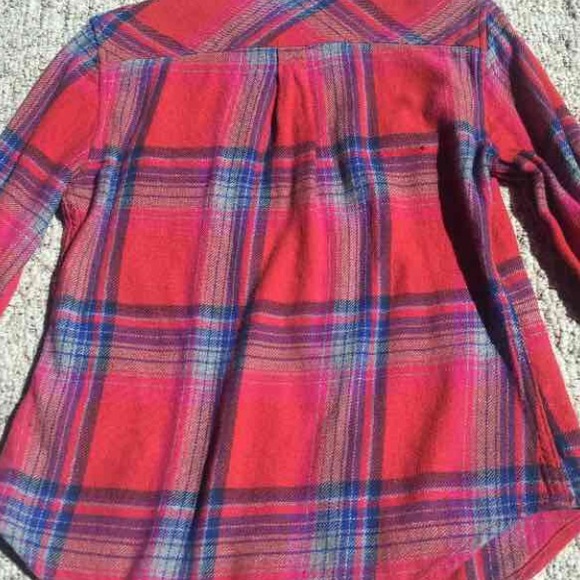 Flannel button down! - Picture 3 of 4