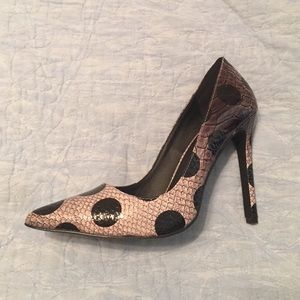 Gray/black ombré polka dot high heels