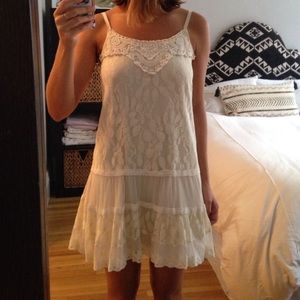 FOREVER21 Cream colored lace slipdress