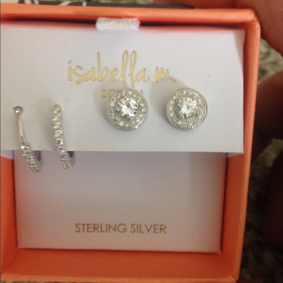 Isabella M Earrings 2025