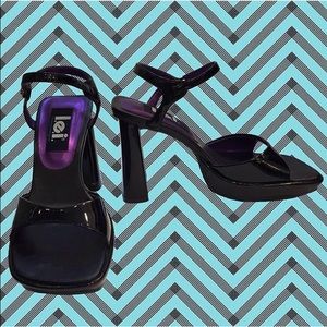 L.E.I. Shoes - 90's LEI Black Chunky Heels L.E.I. Shoes - 90's LEI Black Chunky Heels