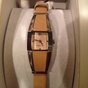 Kenneth Cole reaction beige leather watch