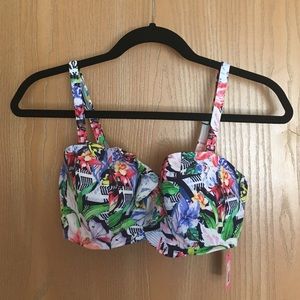 Midnight Grace Swim - Luau Underwired Bandeau Bikini Top 34DD Midnight Grace Swim - Luau Underwired Bandeau Bikini Top 34DD