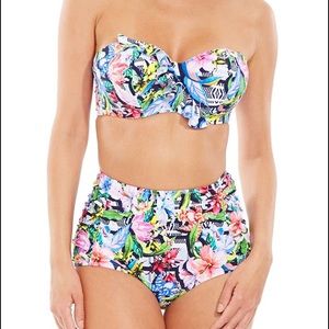 Midnight Grace Swim - Luau Underwired Bandeau Bikini Top 34DD Midnight Grace Swim - Luau Underwired Bandeau Bikini Top 34DD