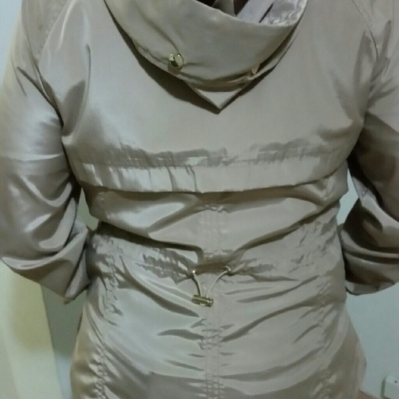 Jacket - Picture 3 of 4