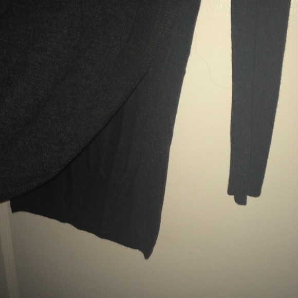 Sweater - Picture 3 of 3
