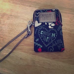 Coach poppy wristlet