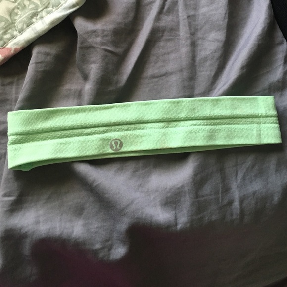 Mint green lulu lemon headband