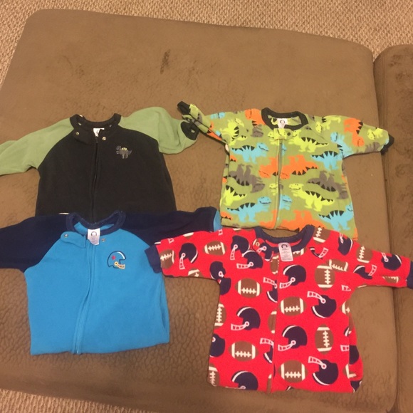 Gerber 12 month sleepers.