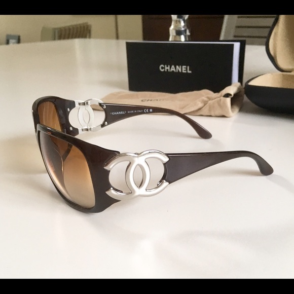 ? % authentic Chanel sunglasses .